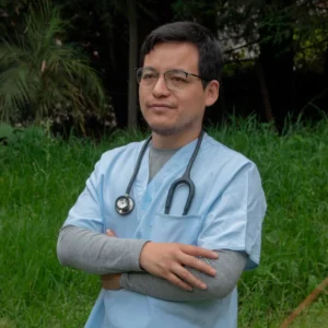 MVZ. Juan Manuel Aguilar – Veterinario Especialista en Mascotas - Especialista en Mascotas